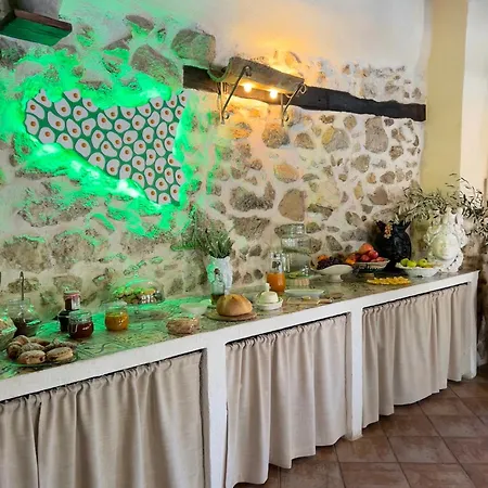 Alojamento de Acomodação e Pequeno-almoço Roba Degli Ulivi 4*