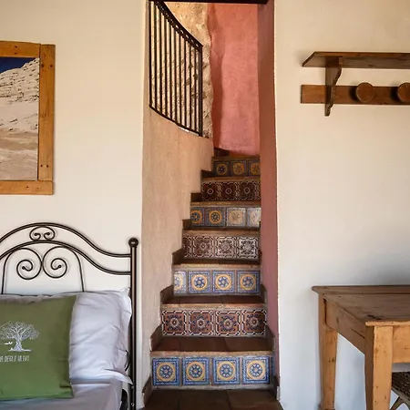 Roba Degli Ulivi Oda ve Kahvaltı 4*